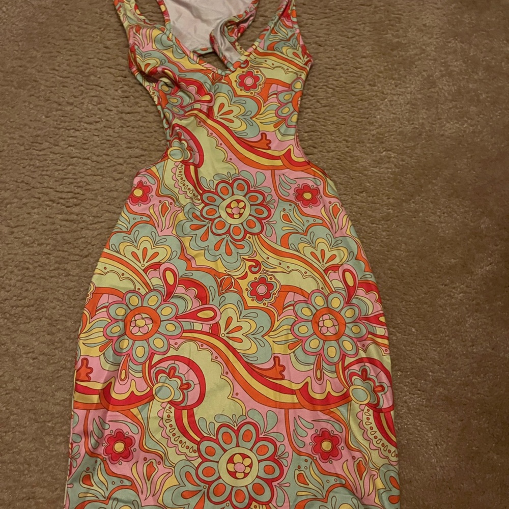 Retro pattern dress
